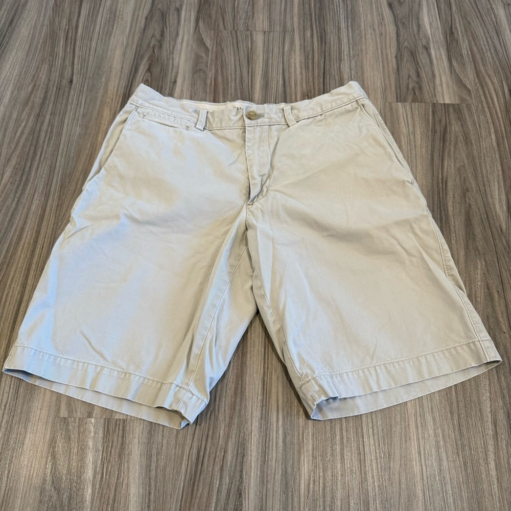 Banana Republic Light Tan Men's Chino Flat Front Shorts